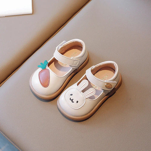 2026 des chaussures pour la fille